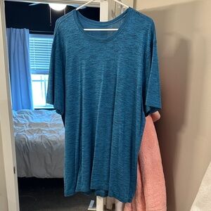 lululemon athletica Heathered Blue Short Sleeve Tee